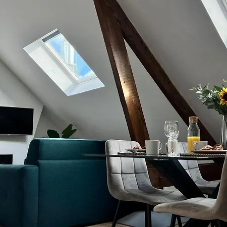 Apartment Le Grand Pont, Sous Les Toits *